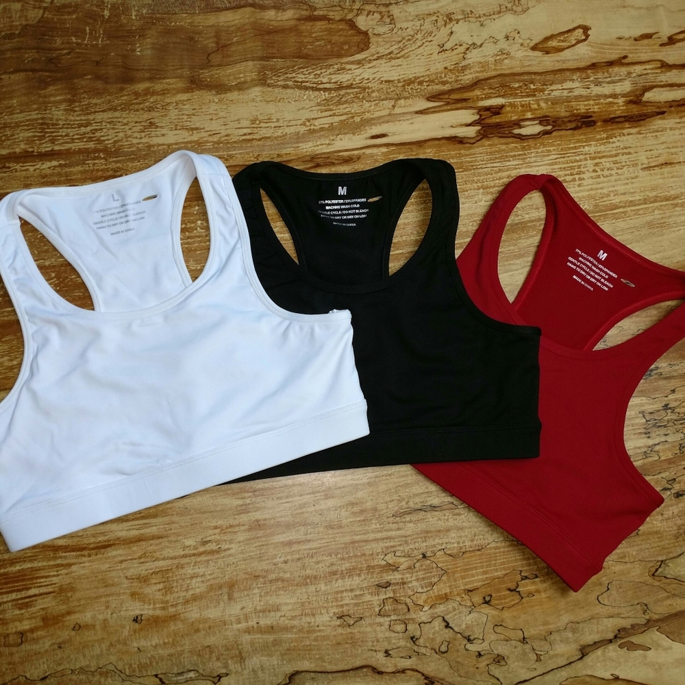 3 Sports bra lot. Multiple sizes